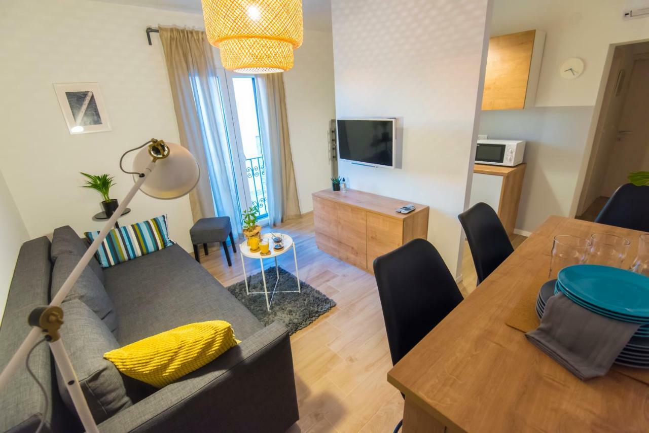 Deluxe Apartment,857782994:JPEG