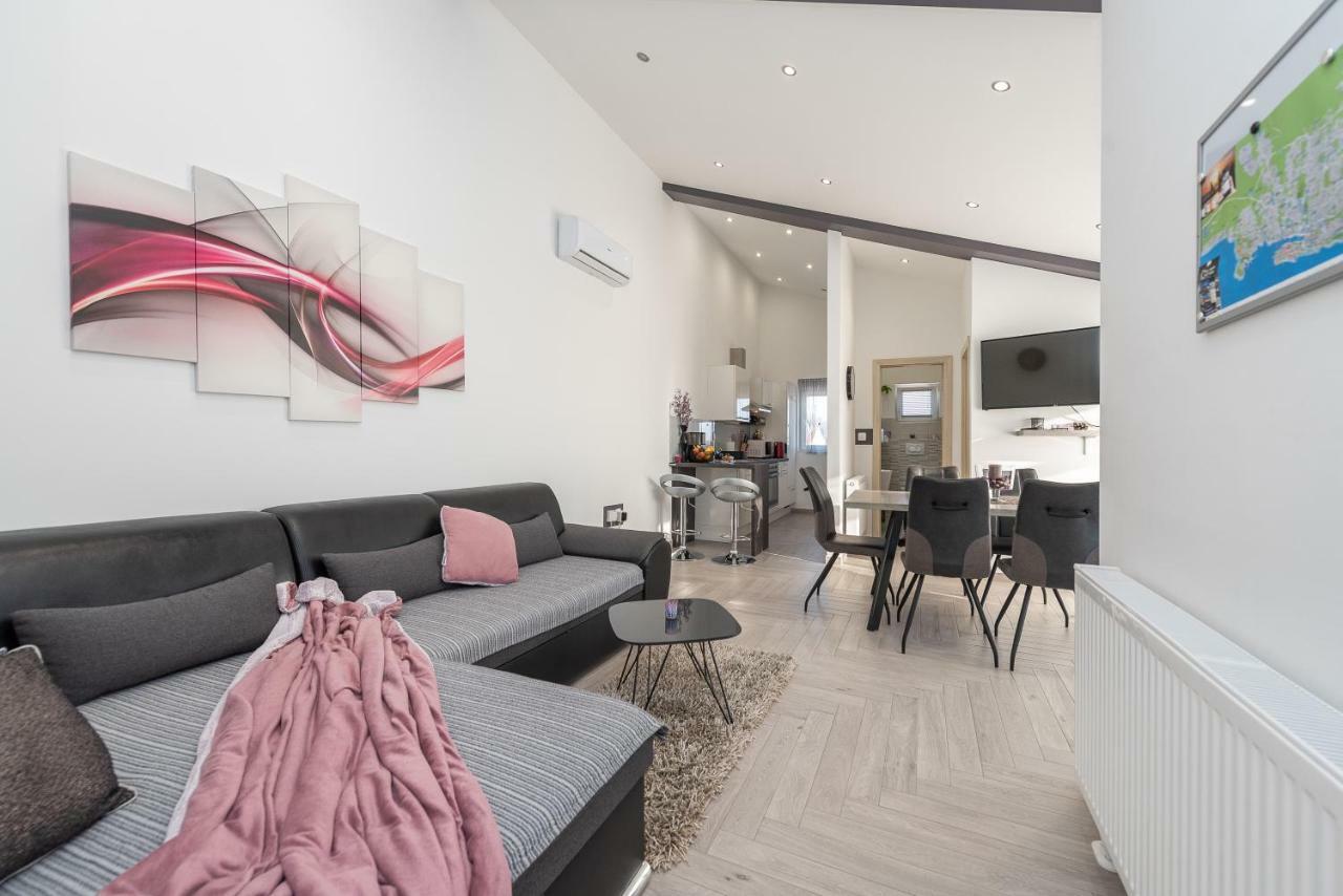 Apartment mit 2 Schlafzimmern, einem Balkon und Meerblick