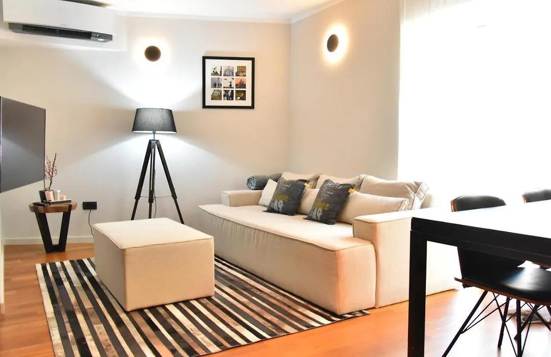 Lux Luna Apartments & Rooms Old Town-1