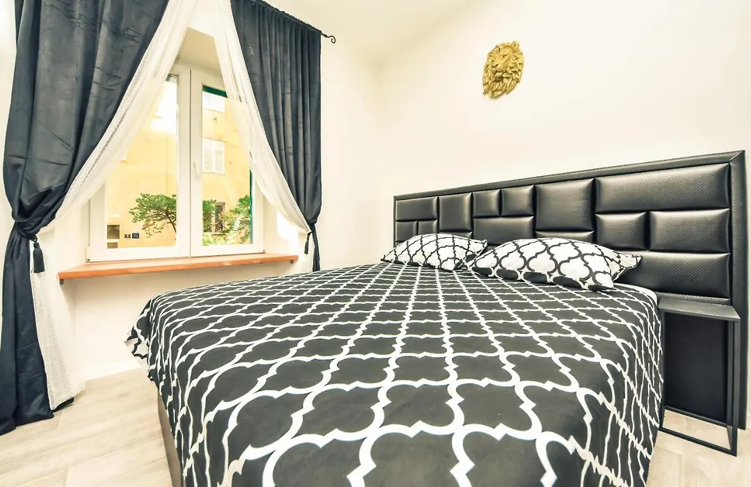 Luxury Heritage Apartment Zara Antica-1