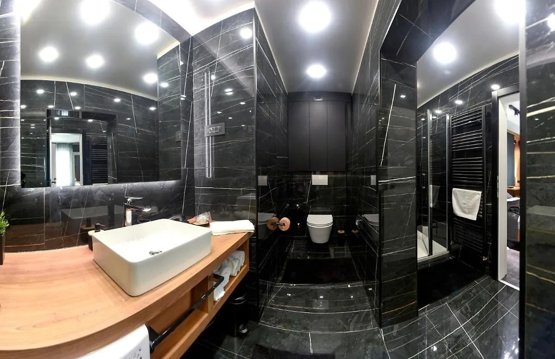 Jazine Lux Apartment E&T-1
