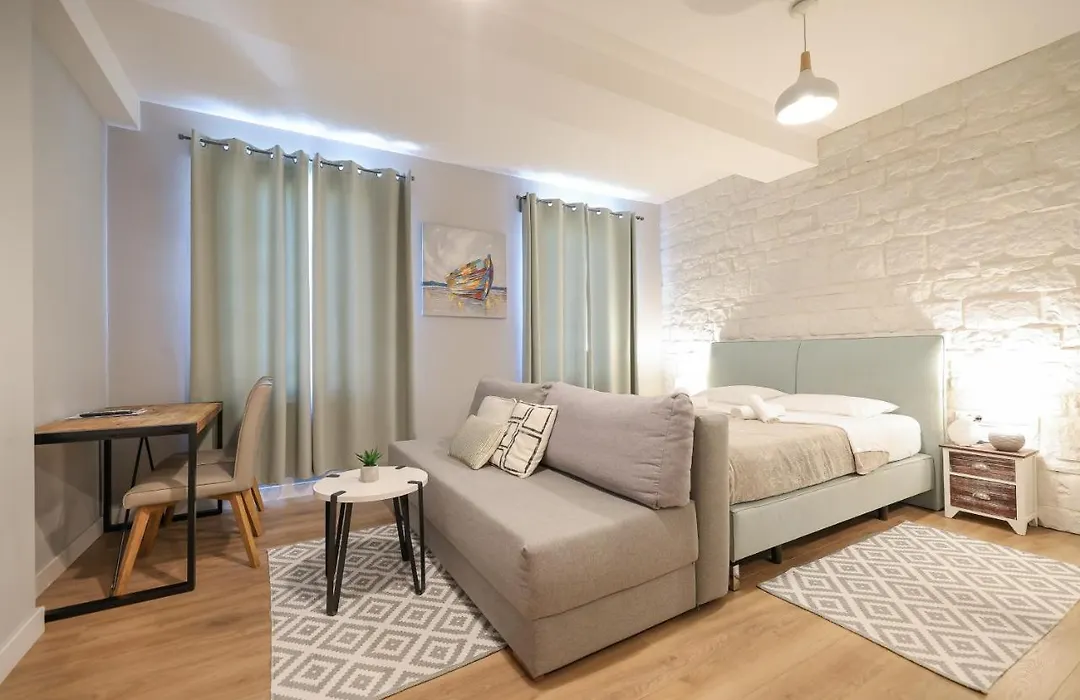Elegance Studio Apartments By Adex Travel-1