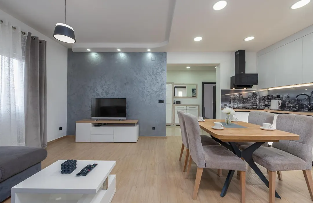 Apartment Marina-1