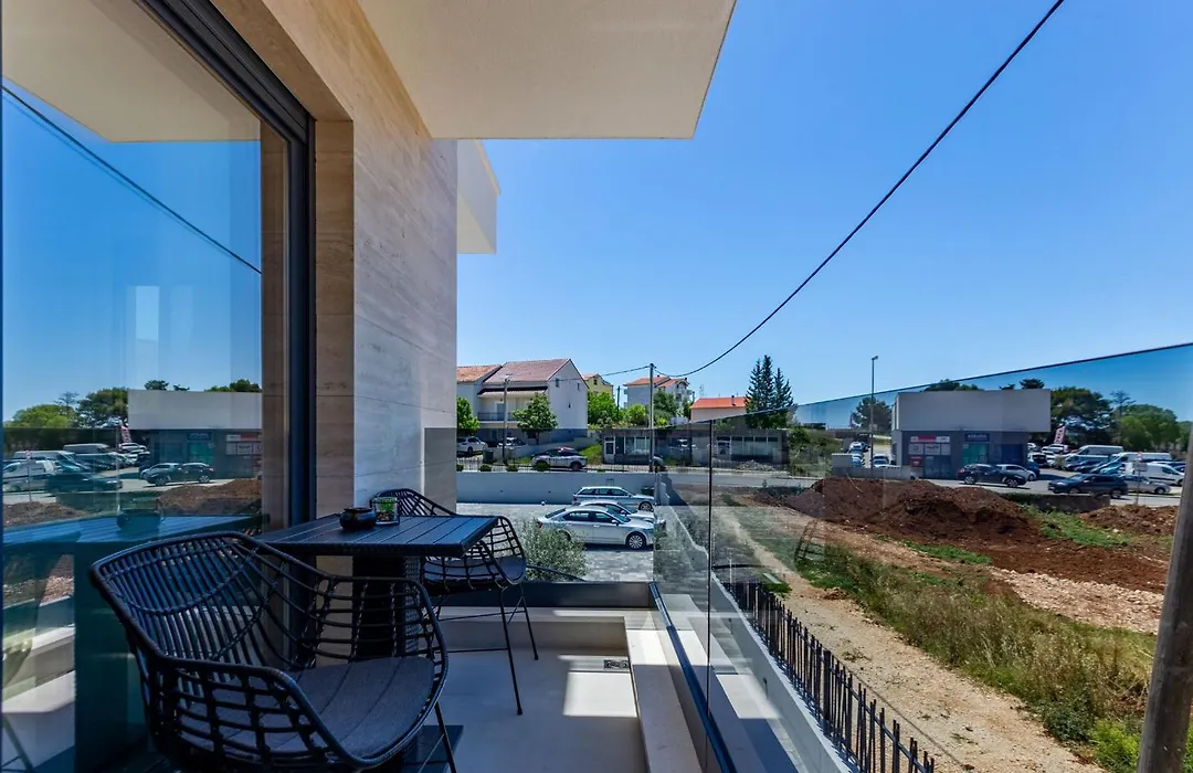 Casa Mia Apartments With Parking-1