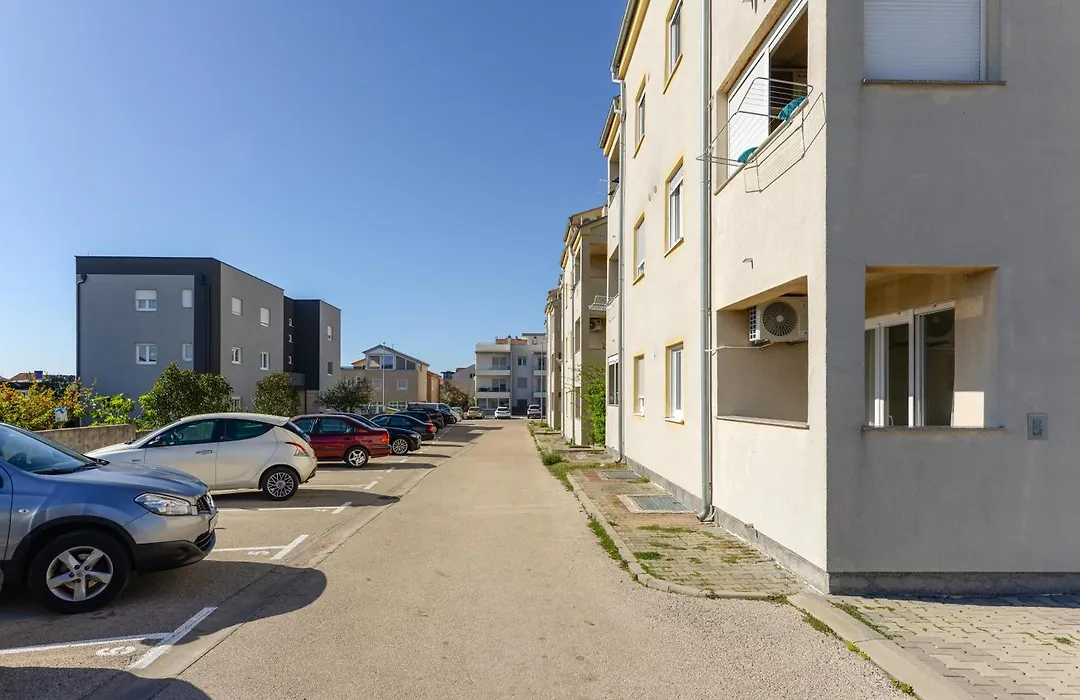 Sweet Apartment Zora-1