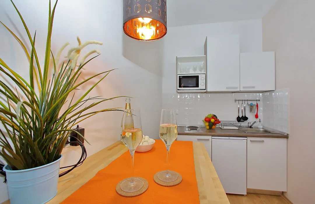 Guverna New City Accommodation-1