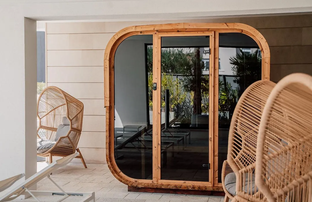 Adria Concept Suites-1