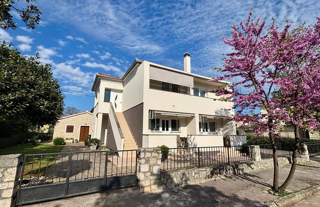 Croatian Home Apartments-1