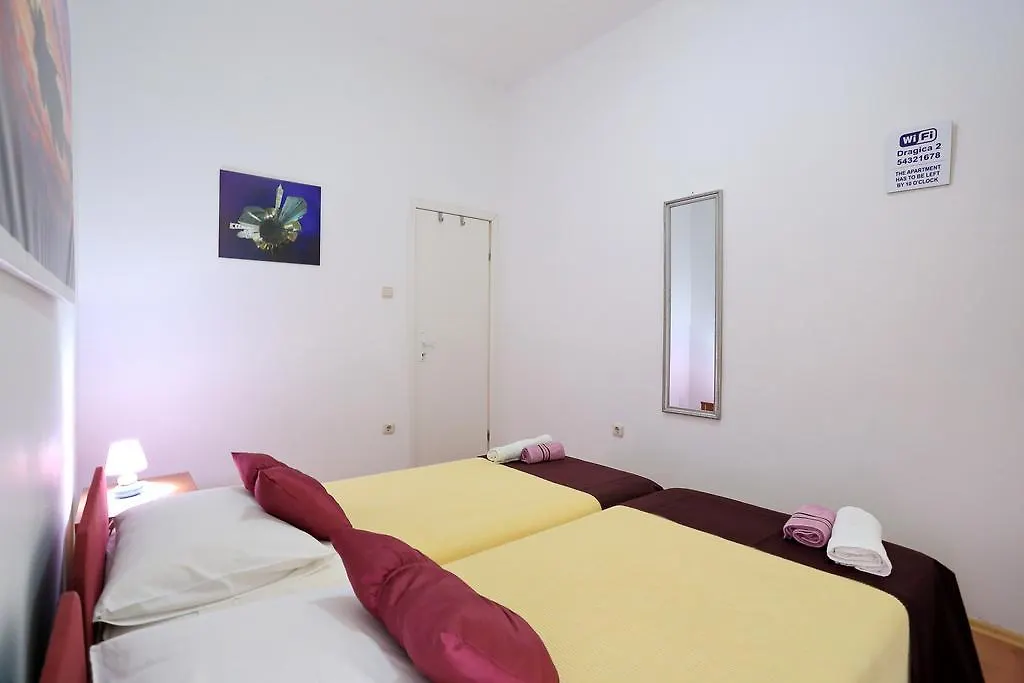 Apartment City Center Dragica-1