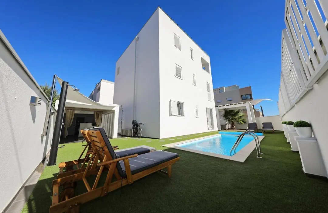 Villa Doel-1