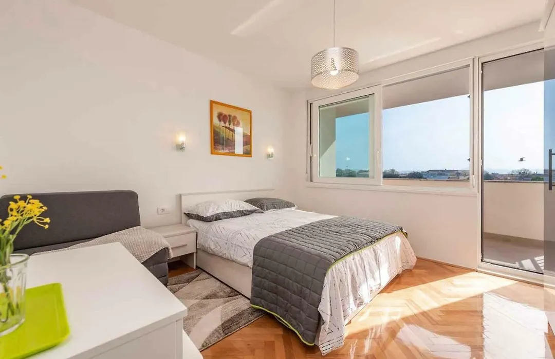 Sea The Sunset Apartment-1