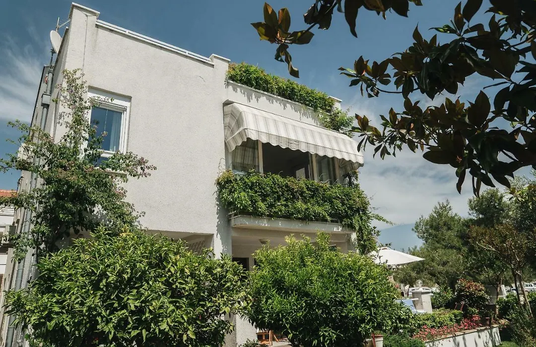Apartments Lucija-1