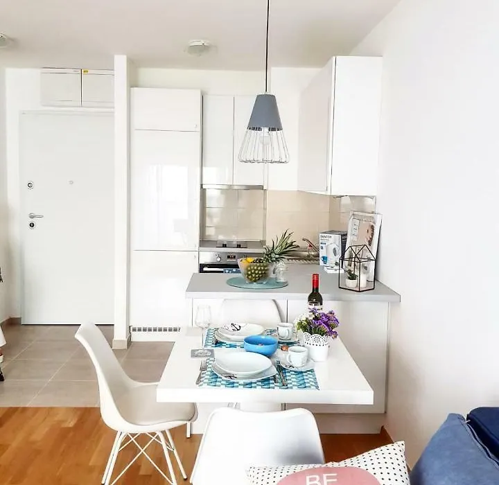 Apartment Sole-1