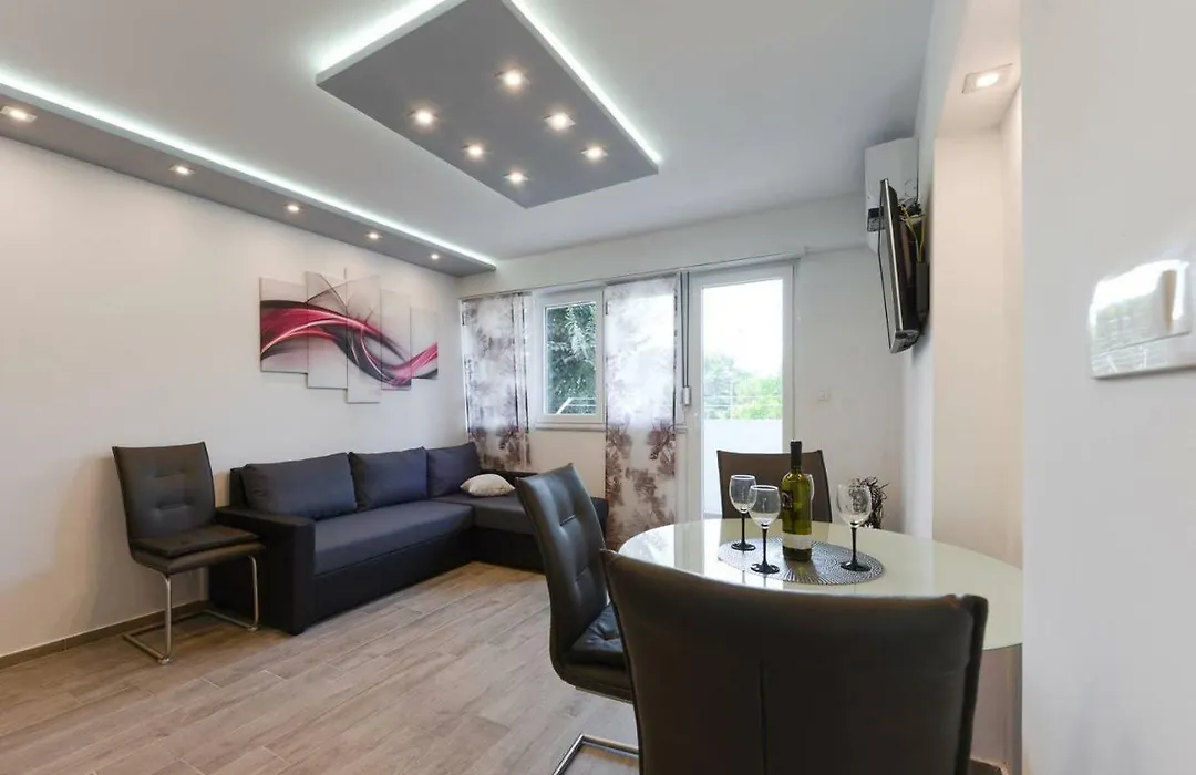 Reza Luxury Apartment-1