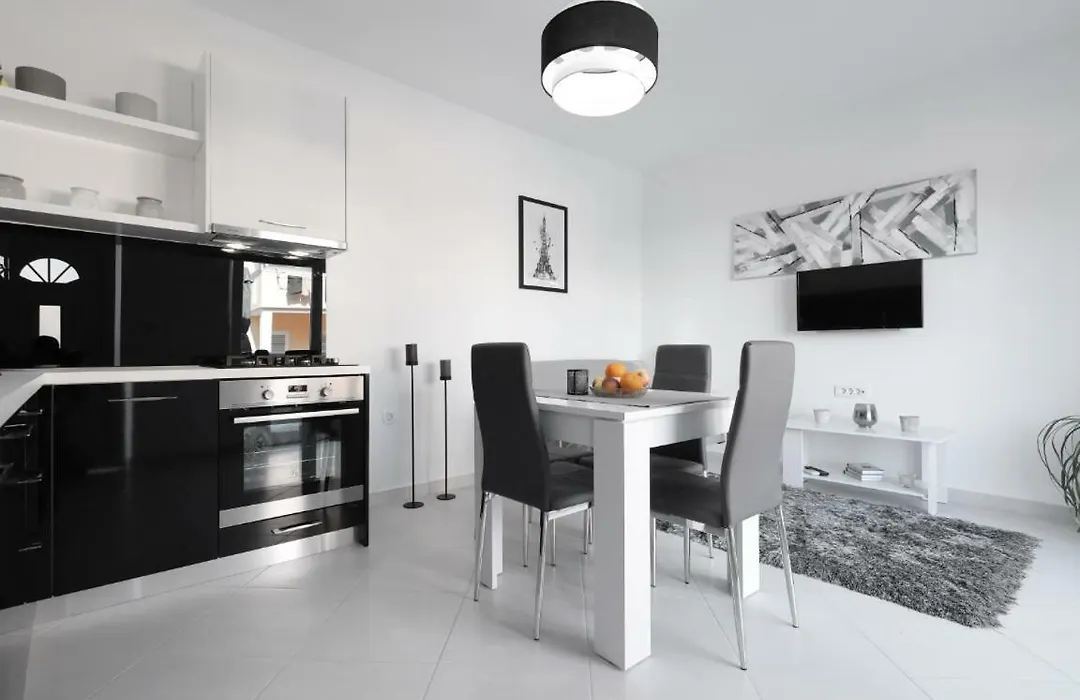 Luxury Apartment Bella-1