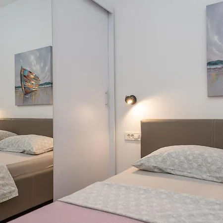 Angela Luxury Apartment I-2