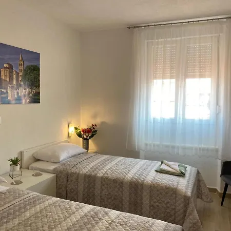 Jeta Studio & Rooms-3