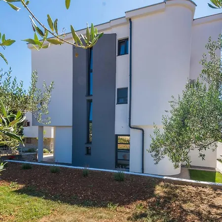 Apartments Maella-2