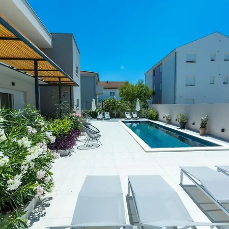 Home Sweet Apartments-3