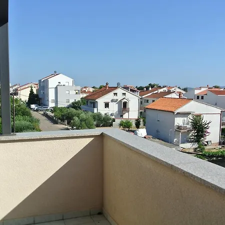 Apartments Bobi-3
