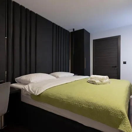City Premium Rooms Old Town-2
