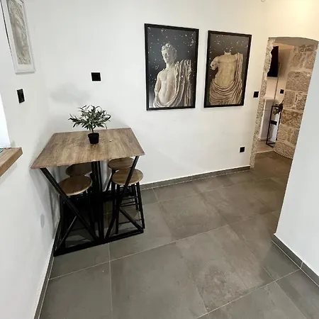 Luxury Heritage Apartment Zara Antica-3