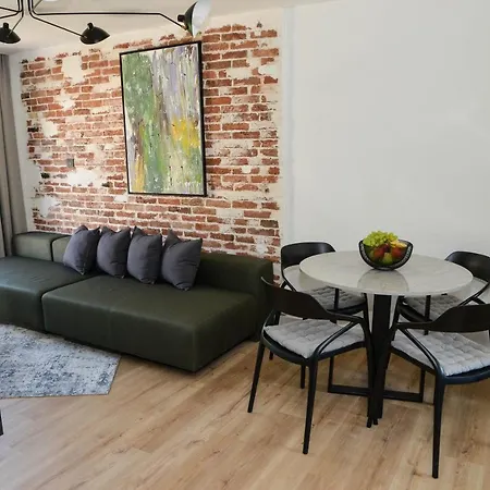 Apartment Black-2