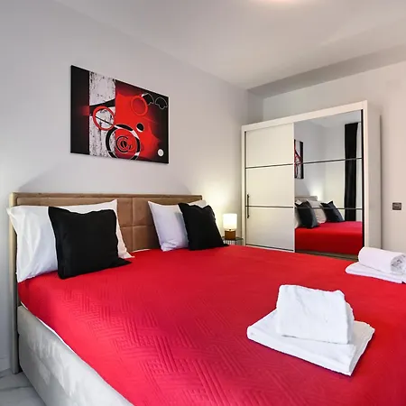 Luxury Apartment Gloria Old Town Zadar With Sea View-3