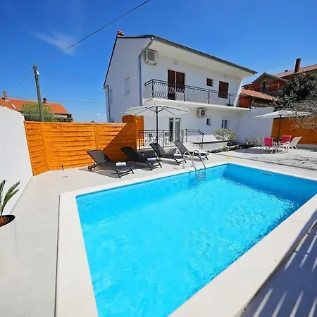 Luxury Apartment Petra With Private Pool-3