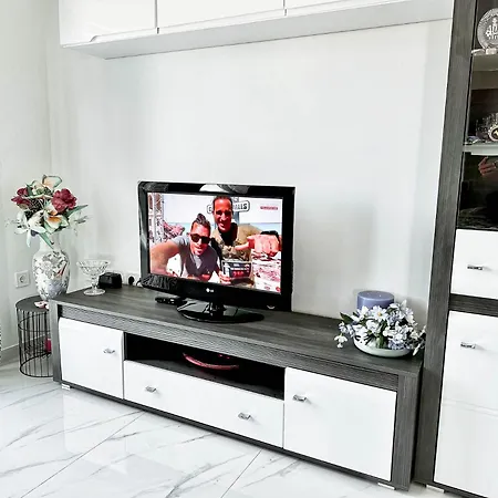 Villa Zadar 2 Bed, 1 Bath Condo-2
