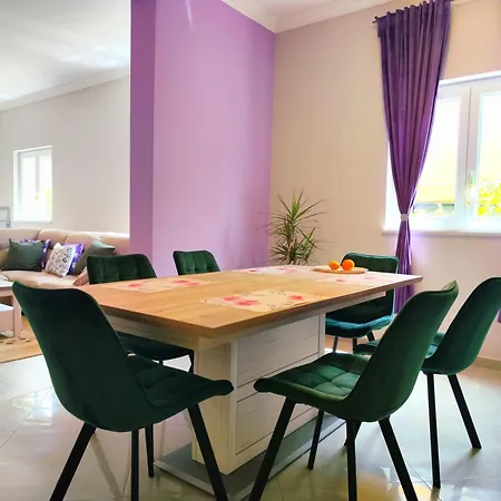 Gabi Apartment - Private Parking-2