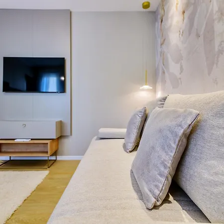 Stylish Apartments - Near Zadar Bridge-3