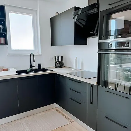 3 Bedroom Apartment La Casa Marcina-3