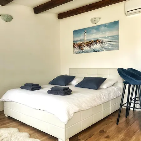 Studio Apartments Tara-2