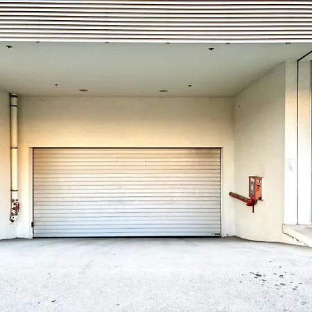 Adrianora With Freeparking-2