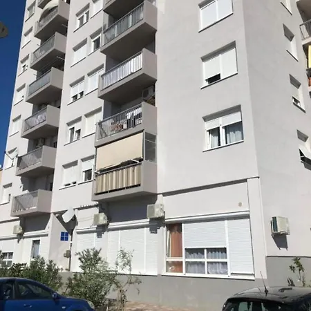 Apartments Mikulic-2