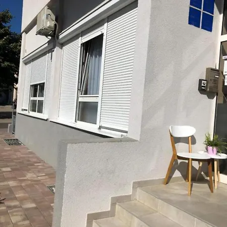 Apartments Mikulic-2