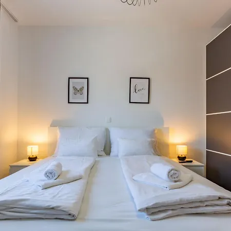 Lpl Luxury Apartments-2
