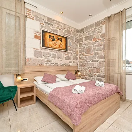 Il Giardino Exclusive Rooms And Suite-3