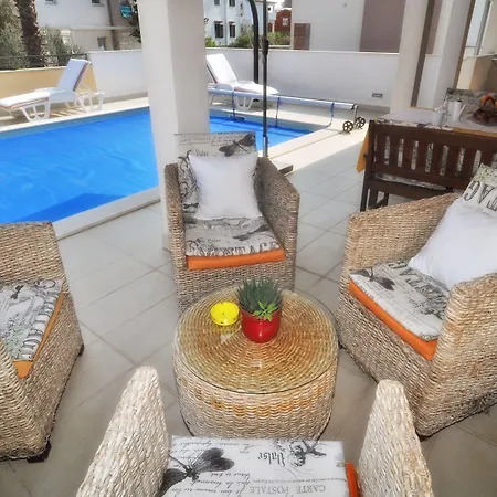 Villa Vanilla With Heated Pool-2
