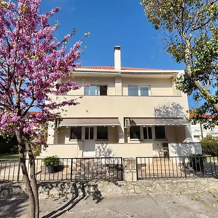Croatian Home Apartments-2
