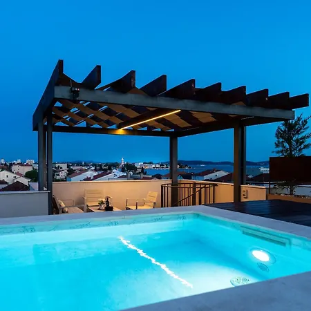Shell Sky Luxury Penthouse With Private Pool-2