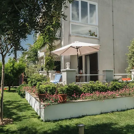 Apartments Lucija-2