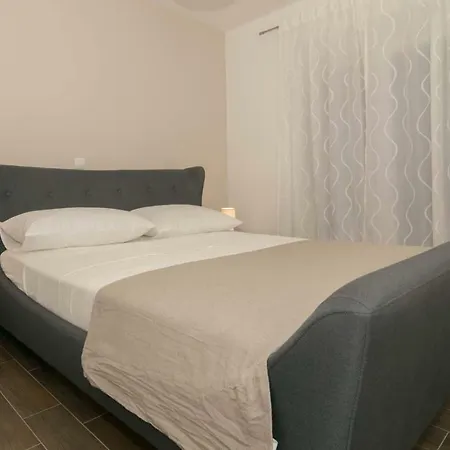 Apartmani Marinović-2