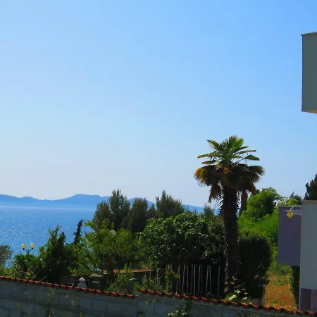 Seaview Holiday House Mali Rog-3