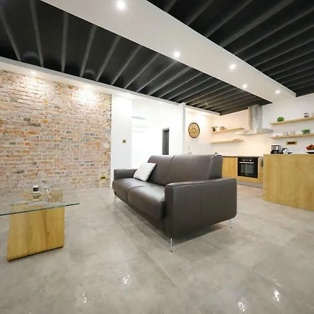 Harbour Apartment Sea View-2