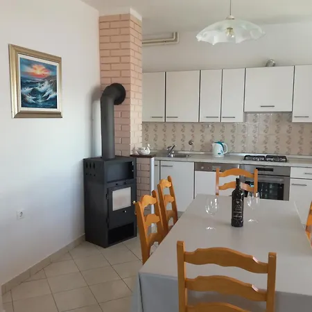 Apartman Lucija-2