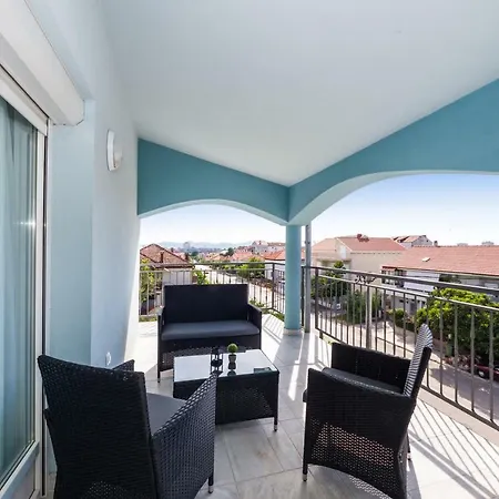 Apartments Maras-2