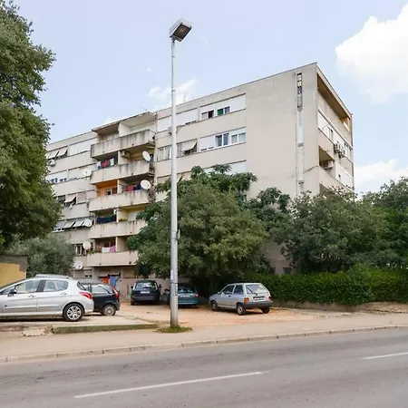 Reza Luxury Apartment-3
