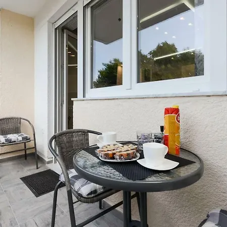 Reza Luxury Apartment-2